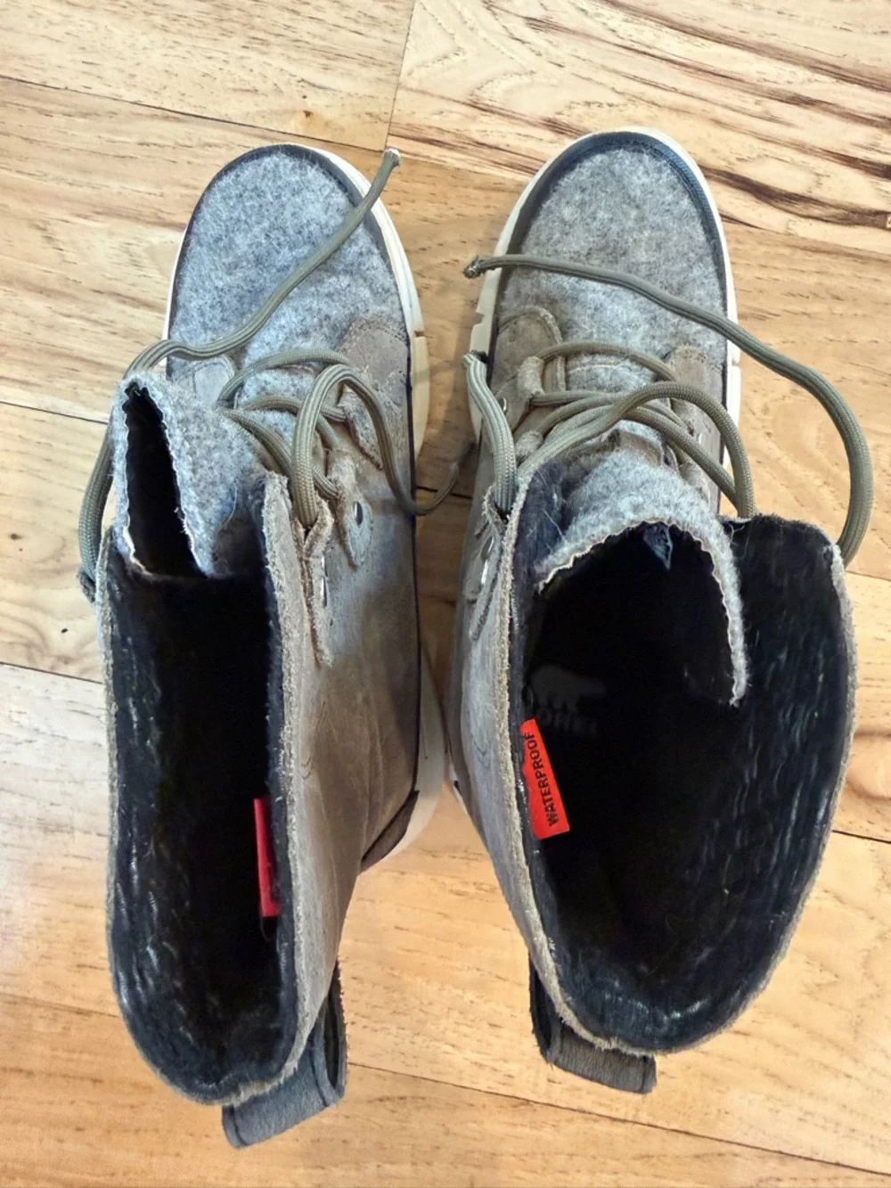 Sorel women’s snow boots size 6.5